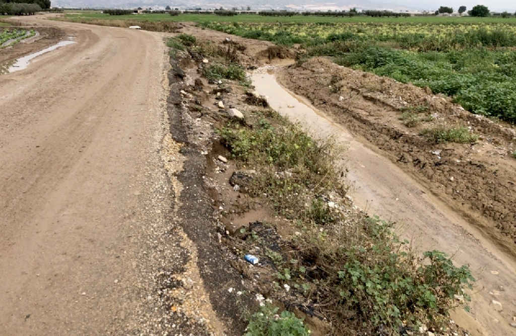 El camino rural La Hoya-Espaa dir adis a sus baches